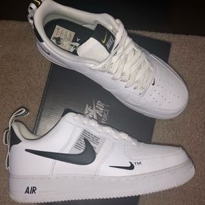 Nike Air Force 1 Sneakers